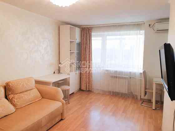 Продаж Квартира 1-кімнатна, 2/5 поверх на вул. Лева Ландау Kharkiv