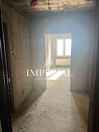 Продаж Квартира 1-кімнатна, 24/24 поверх на вул. Милославська Киев