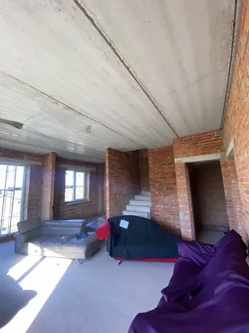 Продаж 2-поверховий   107 кв.м 4 кімн. на мас. Київський  - фото 8