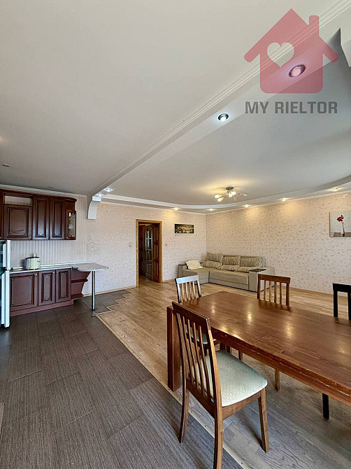 Продаж Квартира 1-кімнатна, 3/5 поверх на Шевченка пров. Ужгород - изображение 3