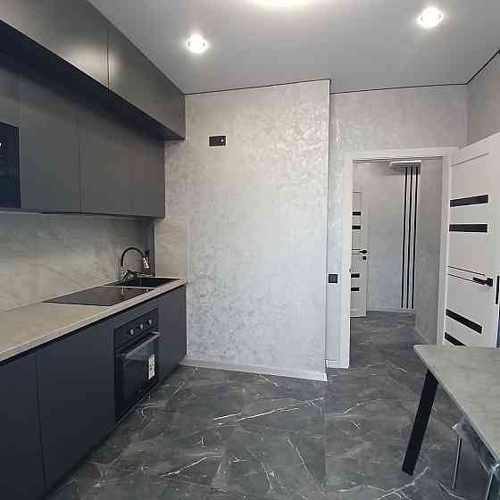 Квартира с ремонтом Средний этаж ЖК Континент Одесса