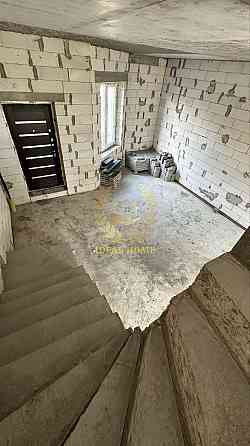 Продаж Будинок 4-кімнатний Київ