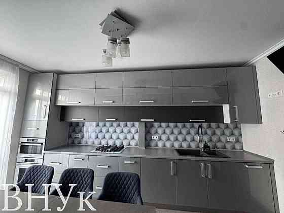 Продаж Квартира 2-кімнатна, 8/10 поверх на вул. Стуса В. Івано-Франківськ