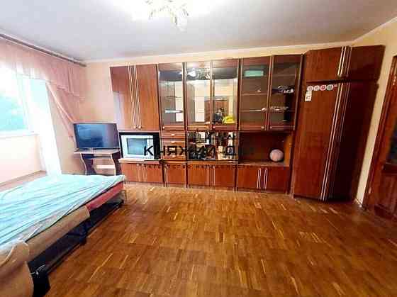 Оренда Квартира 4-кімнатна, 2/16 поверх на Ахматовой Анны ул. Киев