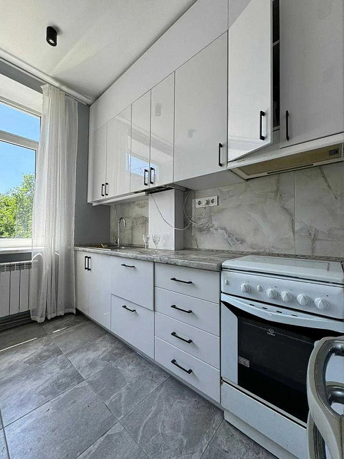 Квартира у м.Кропивницький, 4 кімн., сталінка, центр. Кропивницький - фото 2