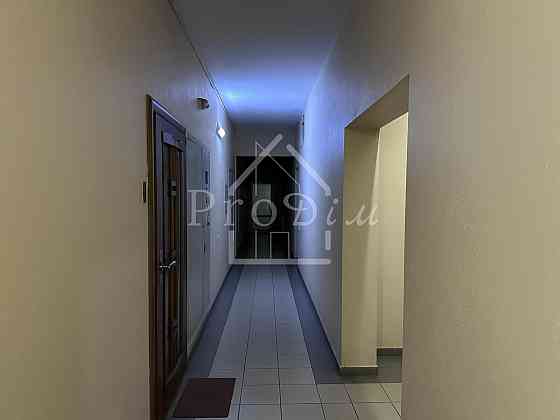 Продаж чотирикімнатна квартира 172.50м2 метро Політехнічний інститут Киев