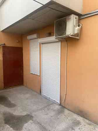 Продаж комерційне приміщення на массив Радужный, 24 приміщень - 1, поверх - 1 Лиманка