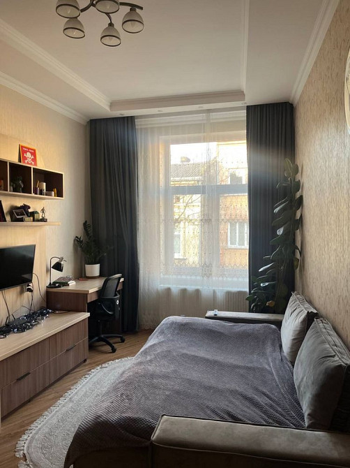 Продаж Квартира 1-кімнатна, 3/3 поверх на вул. Головацького Якова L'viv - photo 1