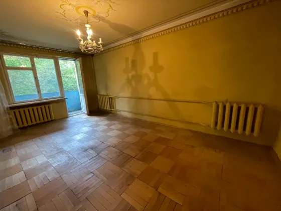For sale 4-room Apartment 73 sq.m Наукова L'viv