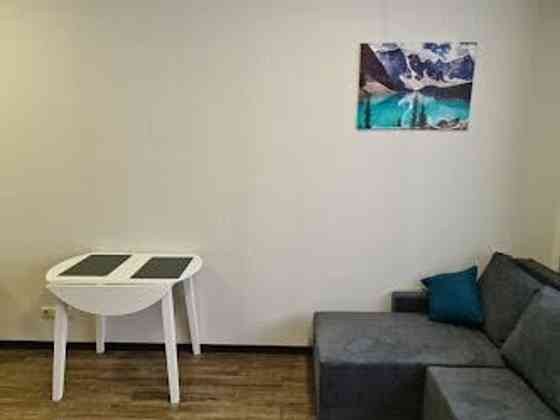 Оренда Квартира 1-кімнатна, 1/4 поверх на Березова, 43 Киев