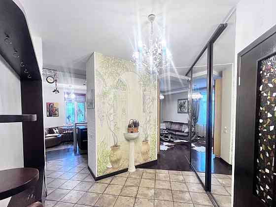 Продаж Квартира 1-кімнатна, 5/9 поверх на Щекавицька вул., д. 30/39 Киев