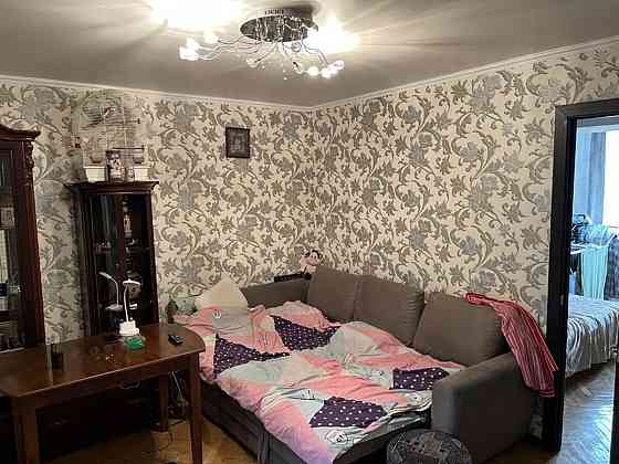 Продаж Квартира 3-кімнатна, 4/5 поверх на Павла Полуботка, 32 Київ