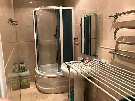 Оренда Квартира 2-кімнатна, 4/5 поверх на Володимирська, 82а Kiev