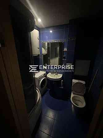 Продаж Квартира 2-кімнатна, 5/5 поверх на вул. Берестейський Київ