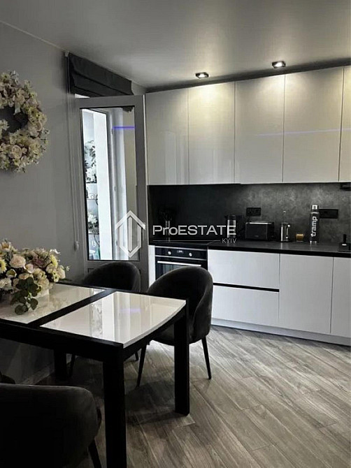 Продаж Квартира 2-кімнатна, 20/24 поверх на вул. Закревського Миколи Київ - фото 1