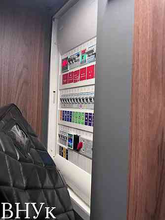 Продаж Квартира 3-кімнатна, 8/10 поверх на Руська Чернівці