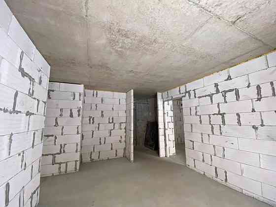 Продаж Квартира 3-кімнатна, 1/8 поверх на вул. Дубенська Кременець