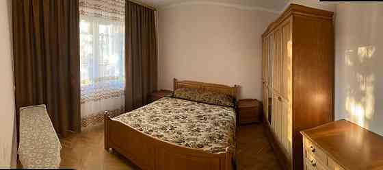 Оренда Квартира 3-кімнатна, 3/16 поверх на Драгоманова ул., 42 Київ