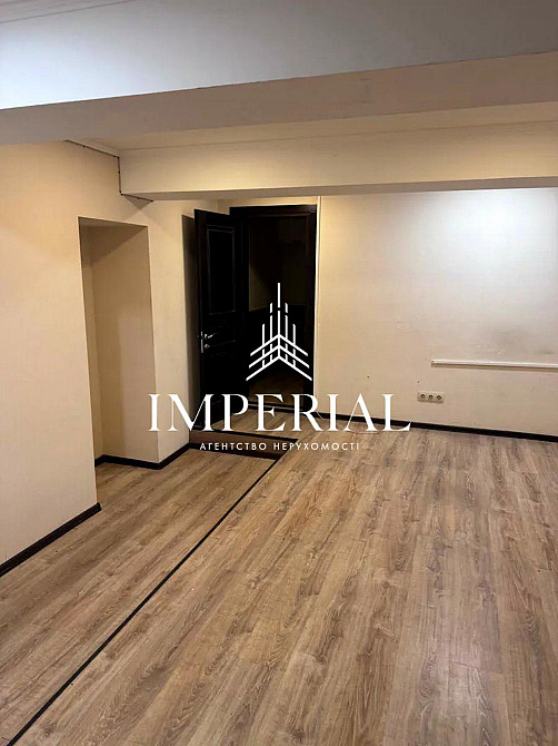Продаж офісне приміщення на вул. Софіївська приміщень - 4, поверх - 1/4 Киев - изображение 1