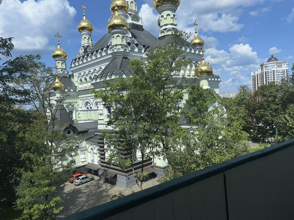 Продаж Квартира 3-кімнатна, 4/5 поверх на Січових Стрільців вул., д. 13А Київ - фото 1