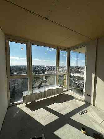 Продаж Квартира 3-кімнатна, 13/13 поверх на вул. проїзд Садовий Харьков