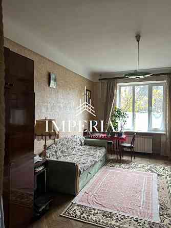 Продаж Квартира 2-кімнатна, 1/5 поверх на вул. Науки Київ