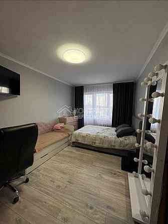 Продаж Квартира 2-кімнатна, 3/9 поверх на вул. Наталії Ужвій Kharkiv