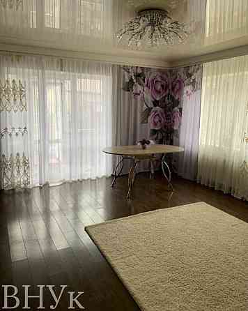 Продаж Квартира 4-кімнатна, 1/5 поверх на вул. Біла / Наливайка С. Тернопіль