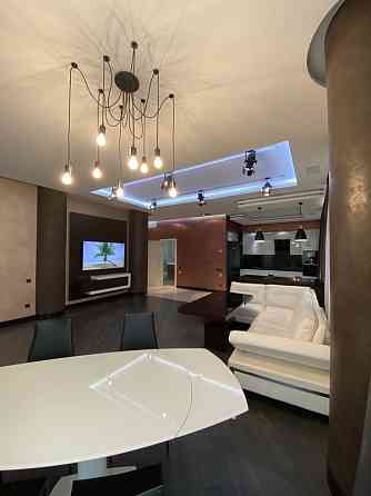 Оренда Квартира 3-кімнатна, 4/22 поверх на Генуэзская ул., 1в Одеса