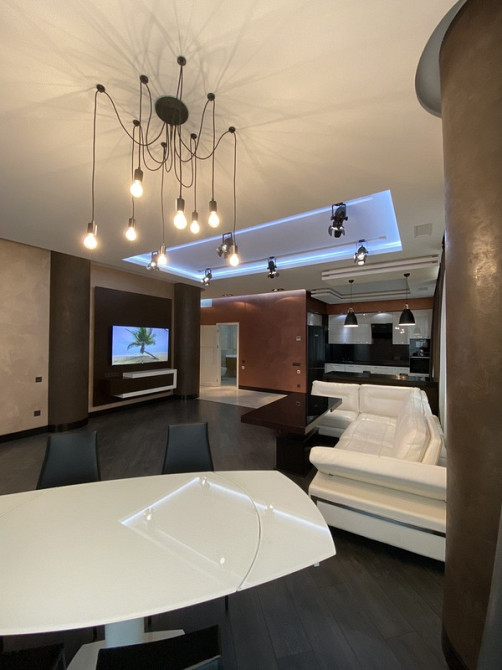 Оренда Квартира 3-кімнатна, 4/22 поверх на Генуэзская ул., 1в Одеса - фото 1