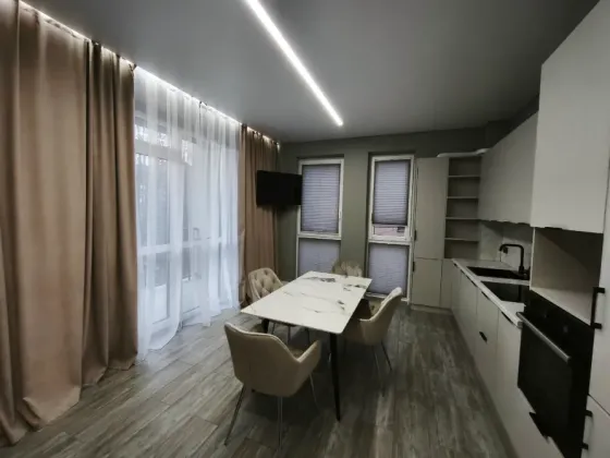 Продаж 1к Квартира 54 кв.м Собранецька 100 Ужгород