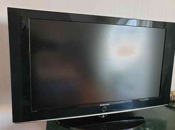 Оренда Квартира 2-кімнатна, 5/8 поверх на Велика Васильківська, 33 Київ