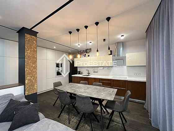 Продаж Квартира 3-кімнатна, 6/10 поверх на вул. Регенераторна Kiev