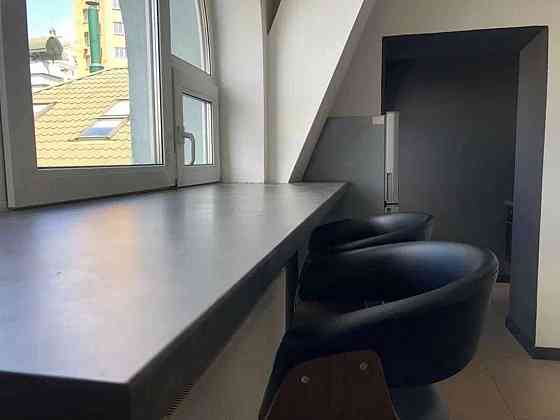 Оренда Квартира 2-кімнатна, 9/9 поверх на ул. Тургеневская Киев