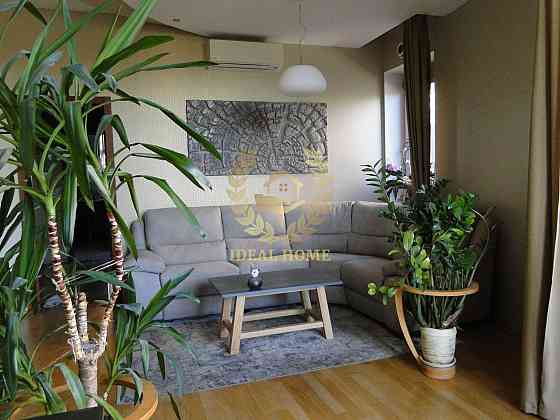 Продаж Квартира 3-кімнатна, 1/2 поверх на Лысянская ул., 23 Киев