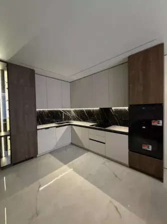 Продаж Квартира 3-кімнатна, 13/16 поверх на Ленкавського вул., 4 Ивано-Франковск