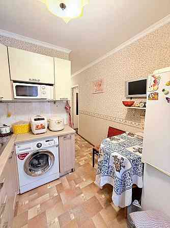 Продаж Квартира 2-кімнатна, 3/5 поверх на Голосіївська вул., д. 18 Kiev