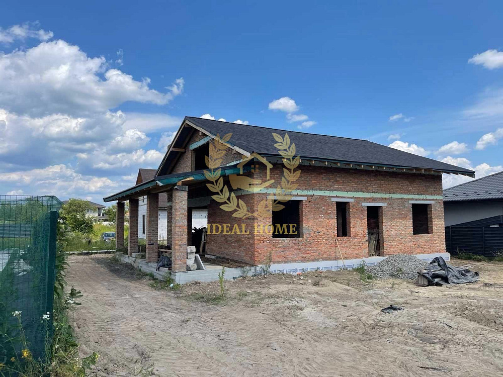 Продаж Будинок 4-кімнатний  - photo 1