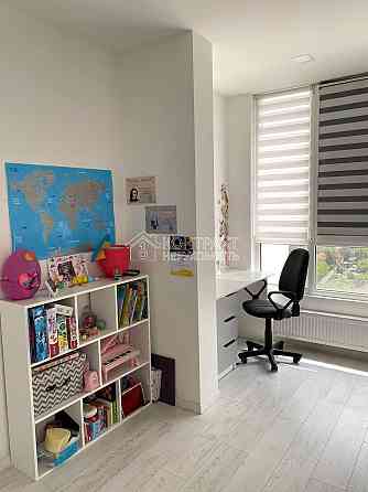 Продаж Квартира 3-кімнатна, 12/17 поверх на вул. Клочківська Kharkiv