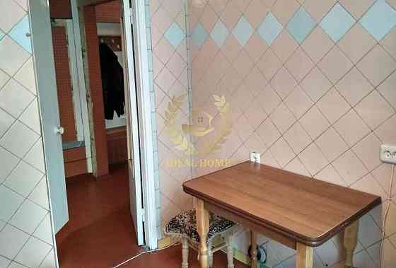 Продам 2-кімнатну квартиру — просп. Романа Шухевича 12А Kiev