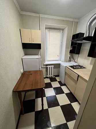 Оренда Квартира 1-кімнатна, 4/9 поверх на Вереснева, 5 Kiev