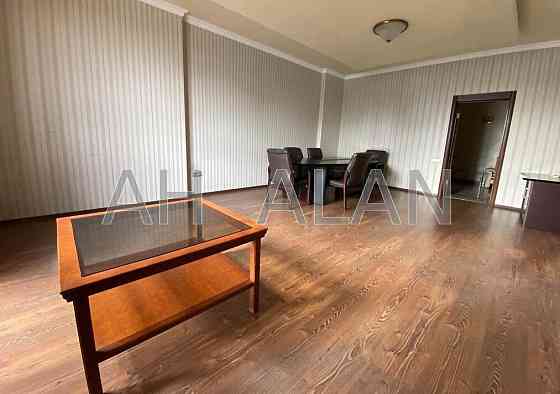 Оренда Будинок 4-кімнатний на Руставелі Шота вул., 44 Київ