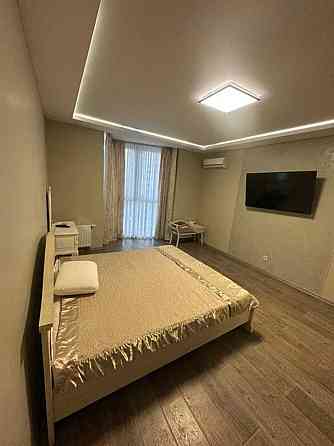 Оренда Квартира 2-кімнатна, 4/24 поверх на Драгоманова, 2 Kiev