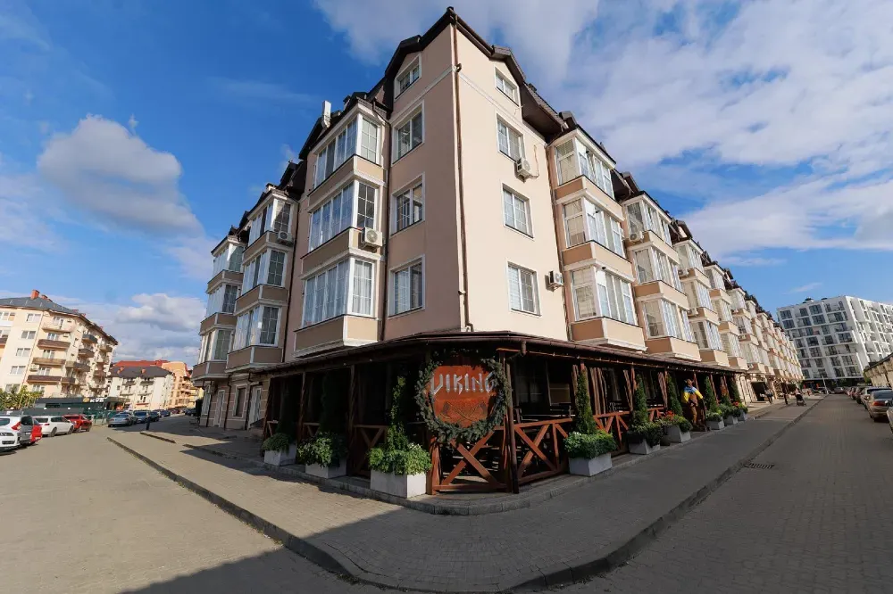 Продаж Приміщення в житловому будинку площа 152 кв.м 1-й поверх на Володимирська 90а Ужгород - фото 3