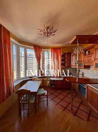 Оренда Квартира 2-кімнатна, 8/15 поверх на вул. Кудрявська Київ