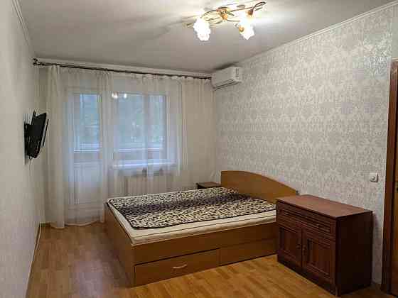 Оренда Квартира 1-кімнатна, 2/5 поверх на Перемишльська, 16 Kiev