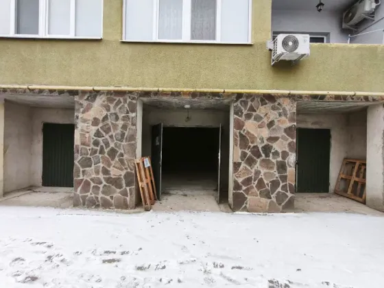 Продається Гараж Під легкове авто площа 21 кв.м 1-й поверх провулок Парковий 2Б Минай