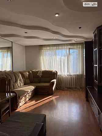 Оренда Квартира 2-кімнатна, 4/10 поверх на вул. Райдужна, 14 Kiev