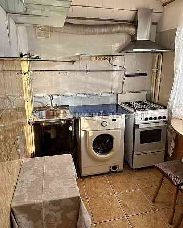 Продаж Гараж/паркомісце на Жуля Верна бул., 13А 9/9 поверх Київ