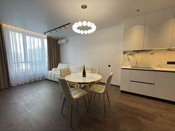 Продаж Квартира 1-кімнатна, 19/25 поверх на Олександра Олеся вул., д. 10 Киев